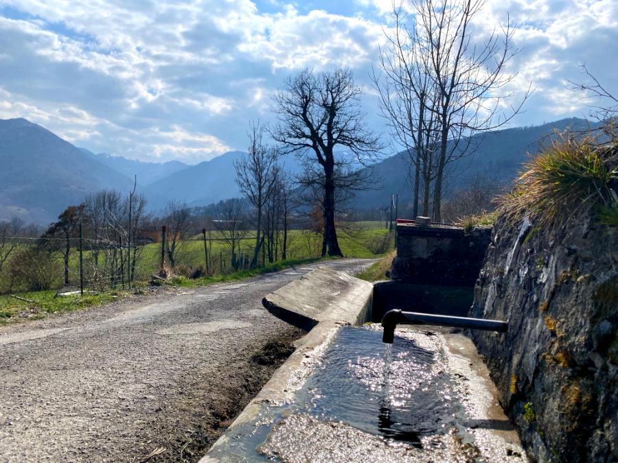 fontana a lotta, trekking semplice a fanano
